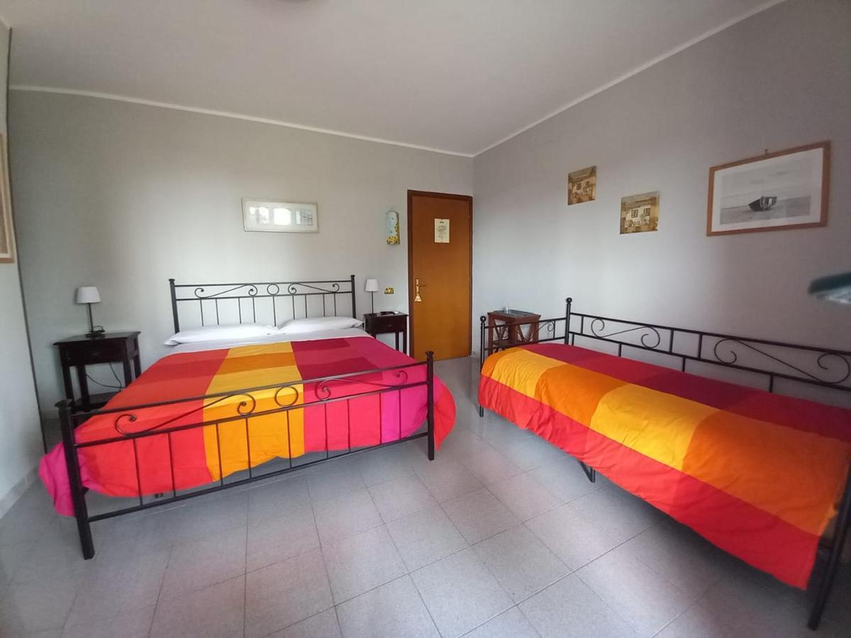 Hotel Il Grifo Sabaudia Zewnętrze zdjęcie